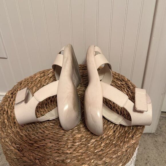 Naturalizer Genn-Climb Women's Sandals & Flip Flops Satin Pearl Size 9 - Picture 6 of 6